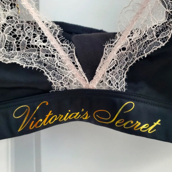 Victoria's Secret satin and lace bralette - Picture 2 of 10